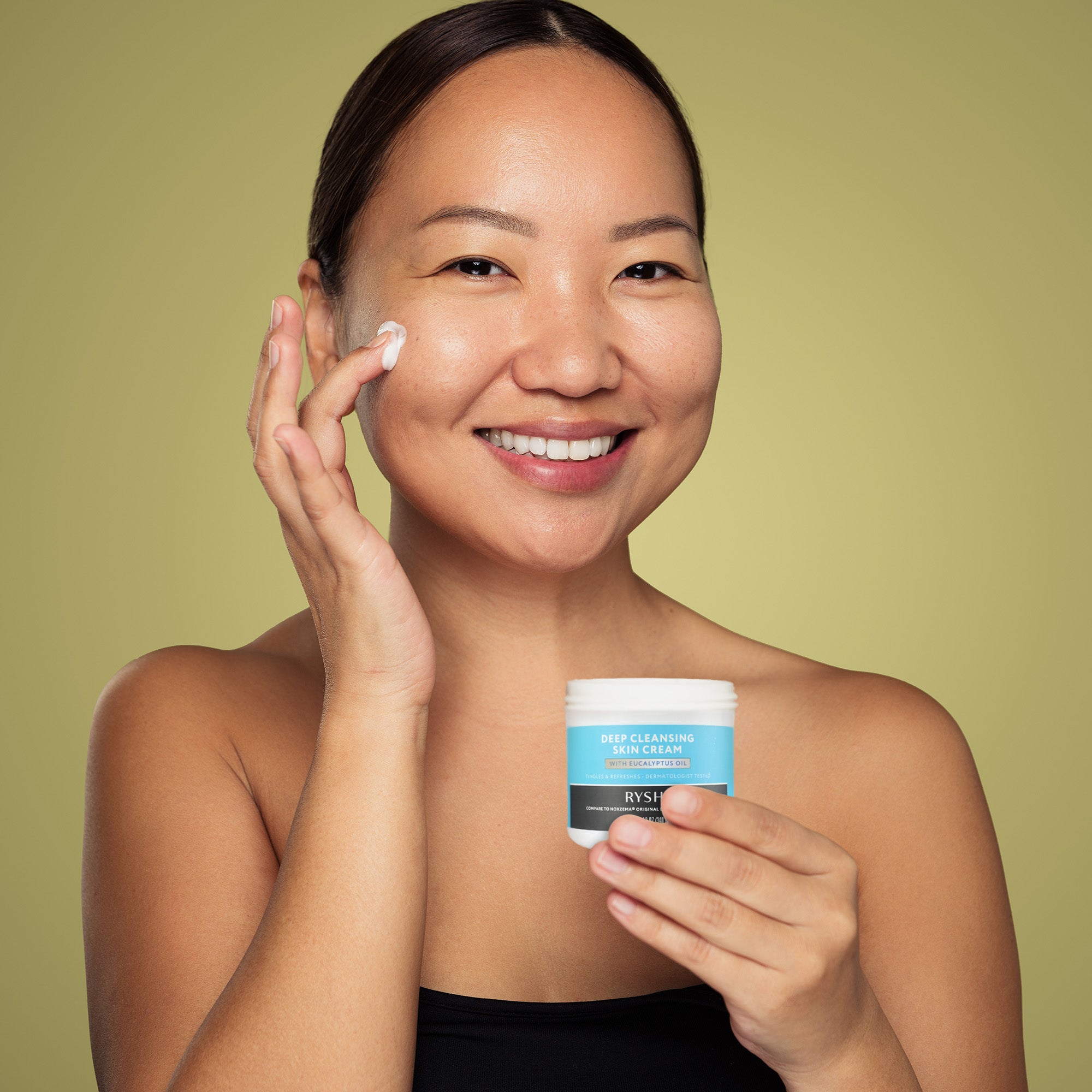 All components of Pursonic Glow & Renew Skincare Trio displayed together