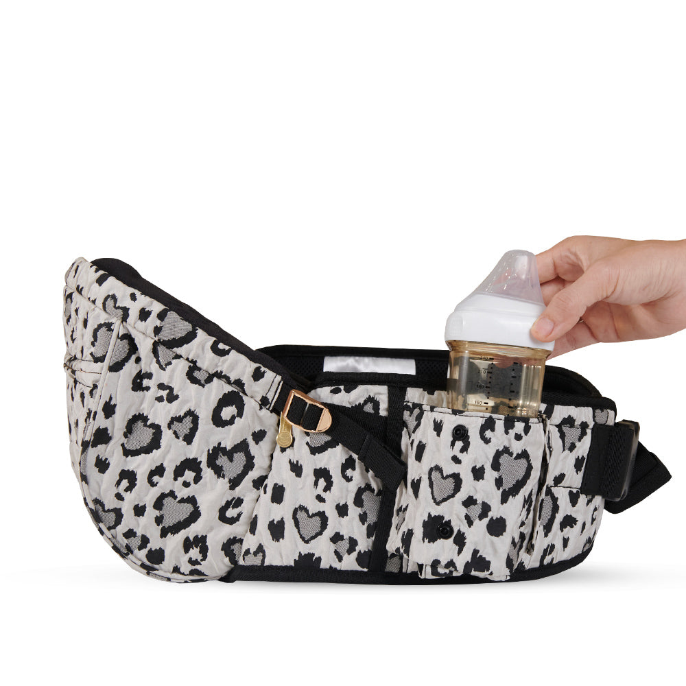 Close-up of the ergonomic design of SUNVENO Baby Hipseat Carrier