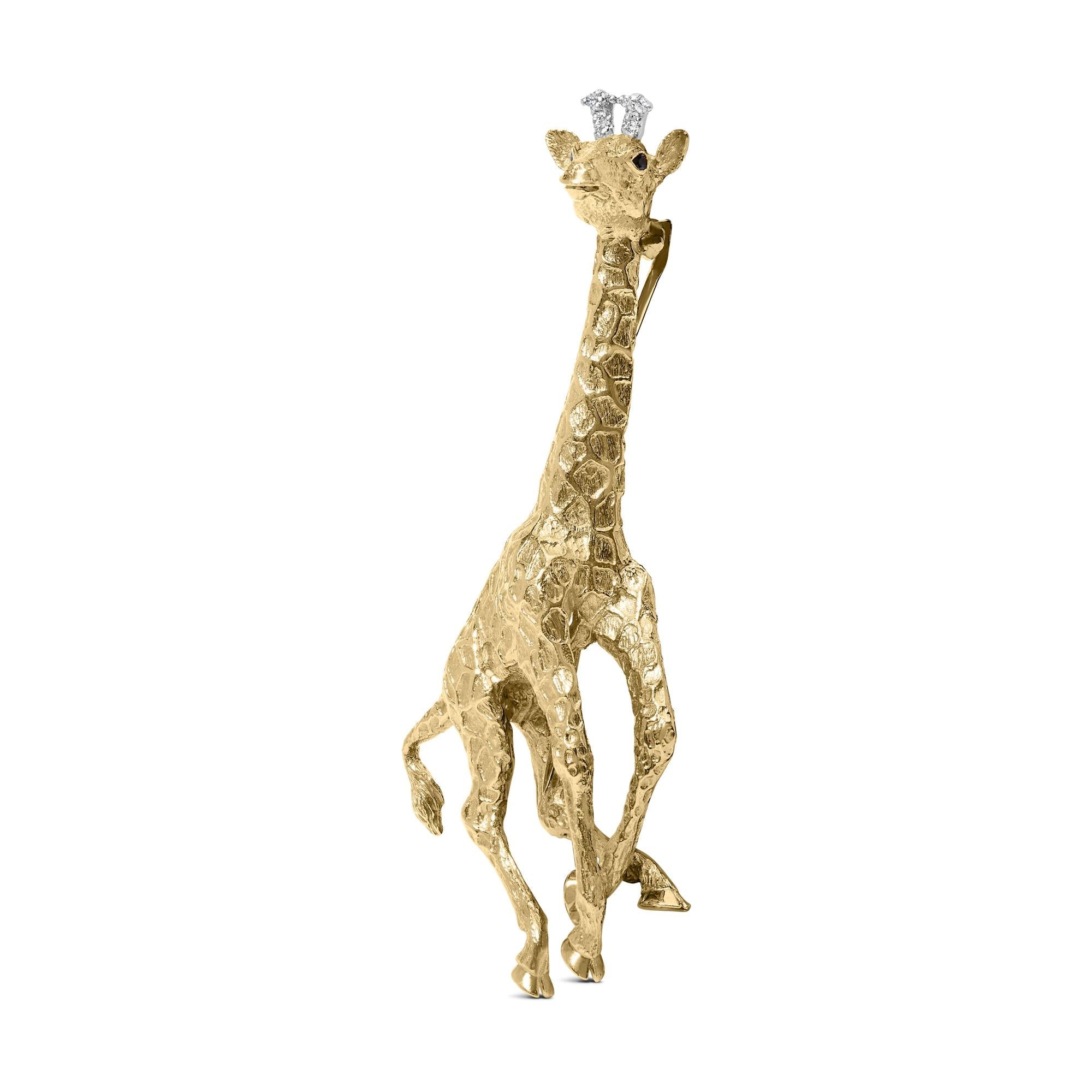 Side view of 18K Yellow Gold Giraffe Brooch showcasing sapphire details