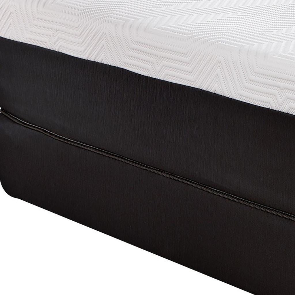Top view highlighting the quilted knit fabric of the 14-Inch Hybrid Mattress