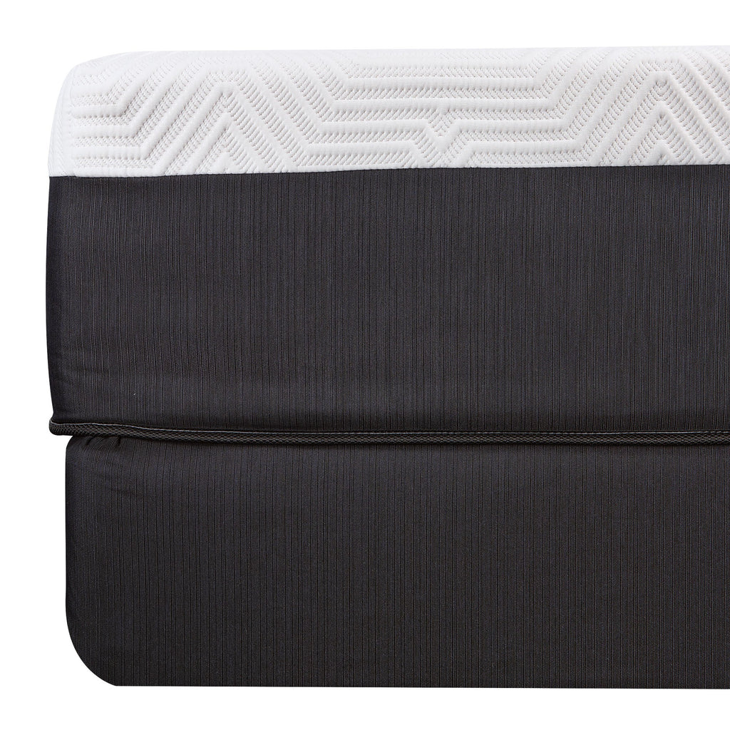 Image of wrapped power edge coils in 14-Inch Luxury Hybrid Mattress