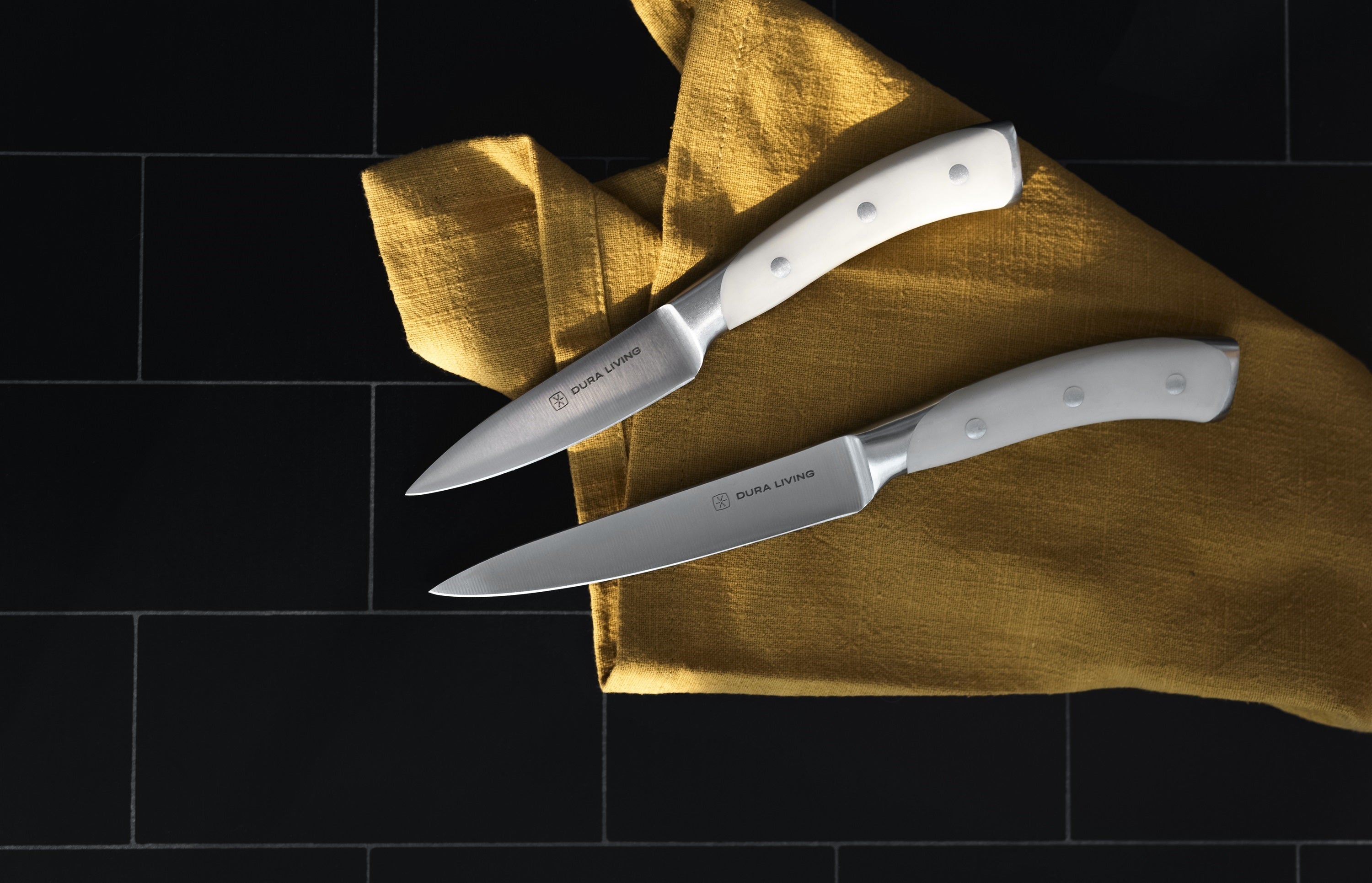 Close-up of ergonomic handle on Dura Living Elite Kitchen Knife Set