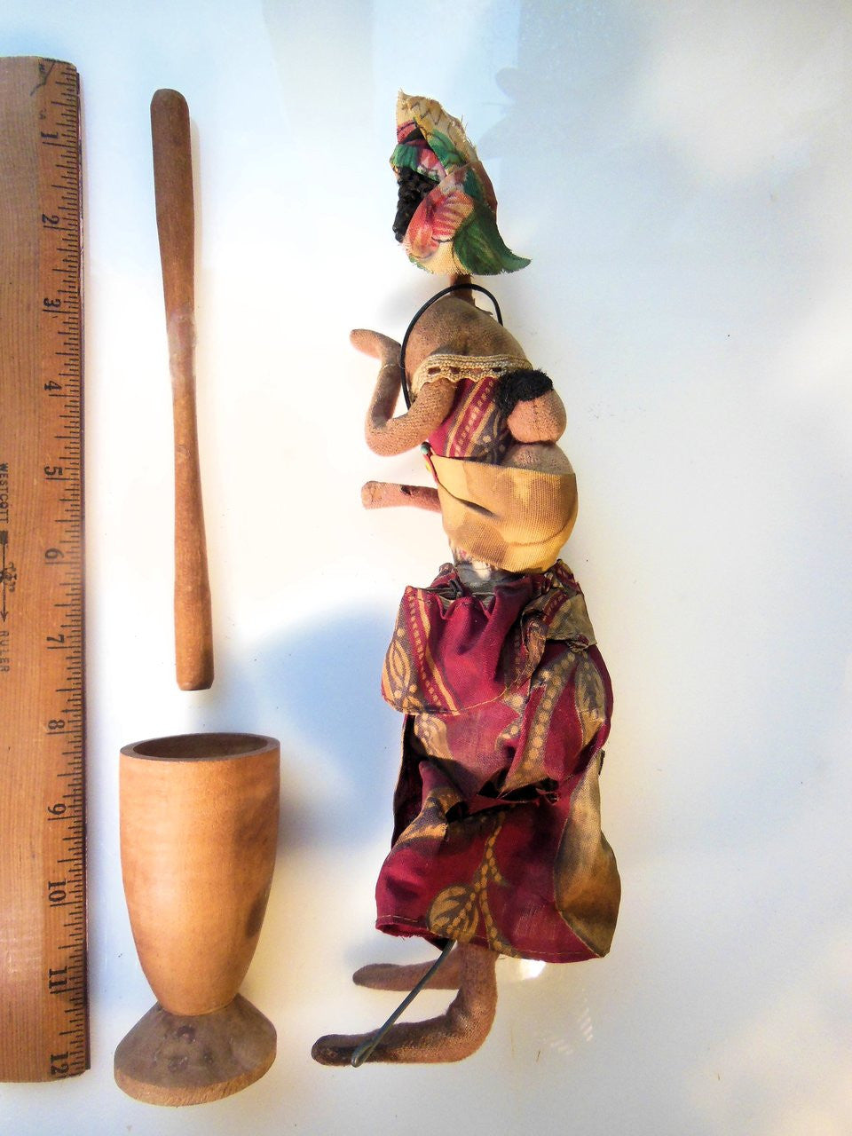 Artisan quality of the Handcrafted African Mother & Child Doll