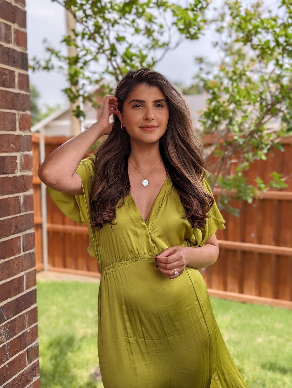 IVORY Gold Mother-of-Pearl Necklace