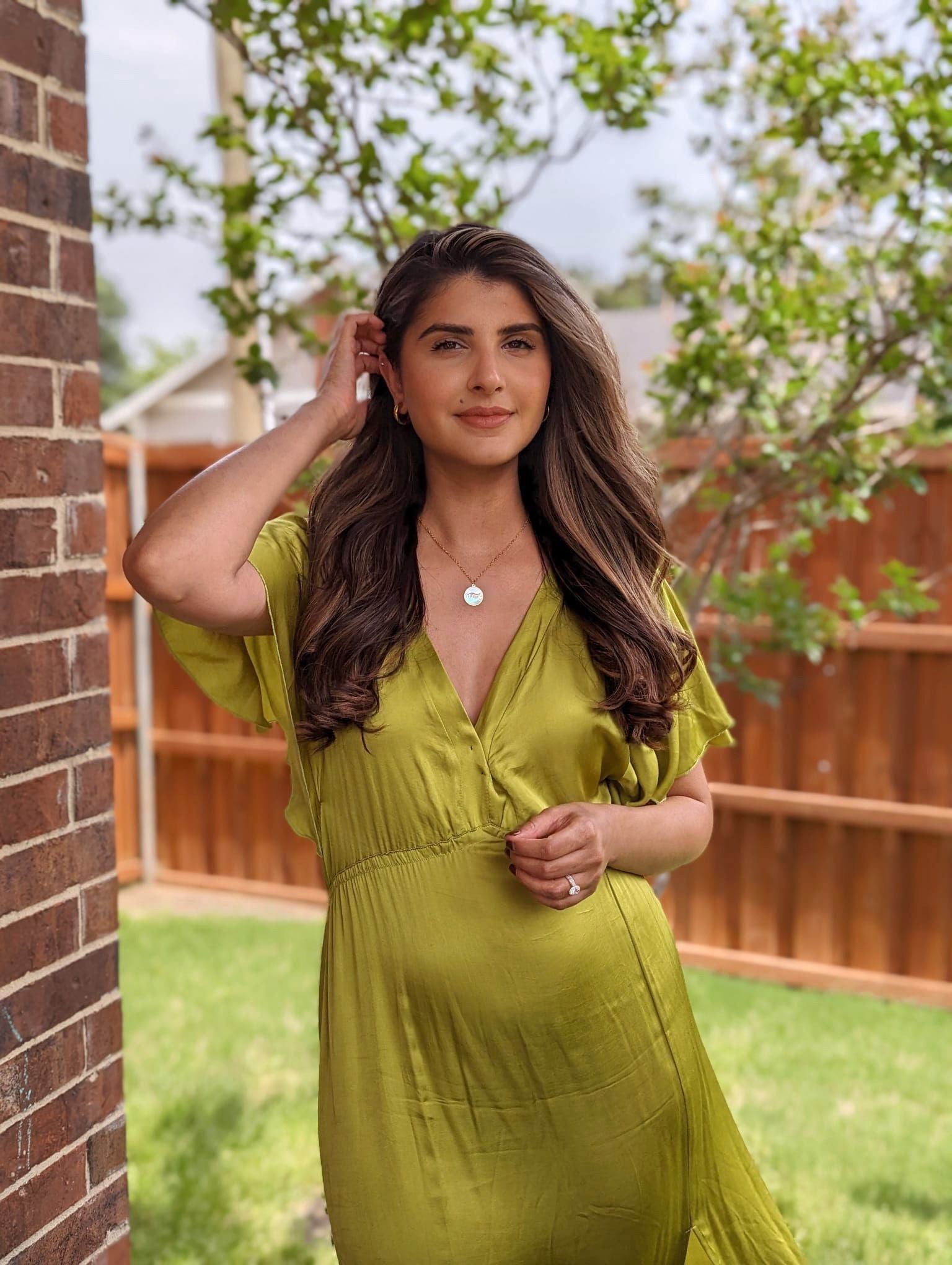 IVORY Gold Mother-of-Pearl Necklace