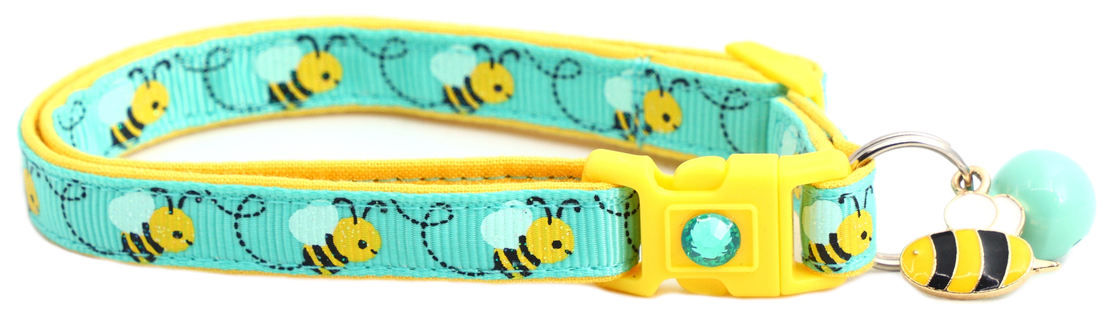 Happy cat wearing Handmade Honey Bees Cat Collar outdoors