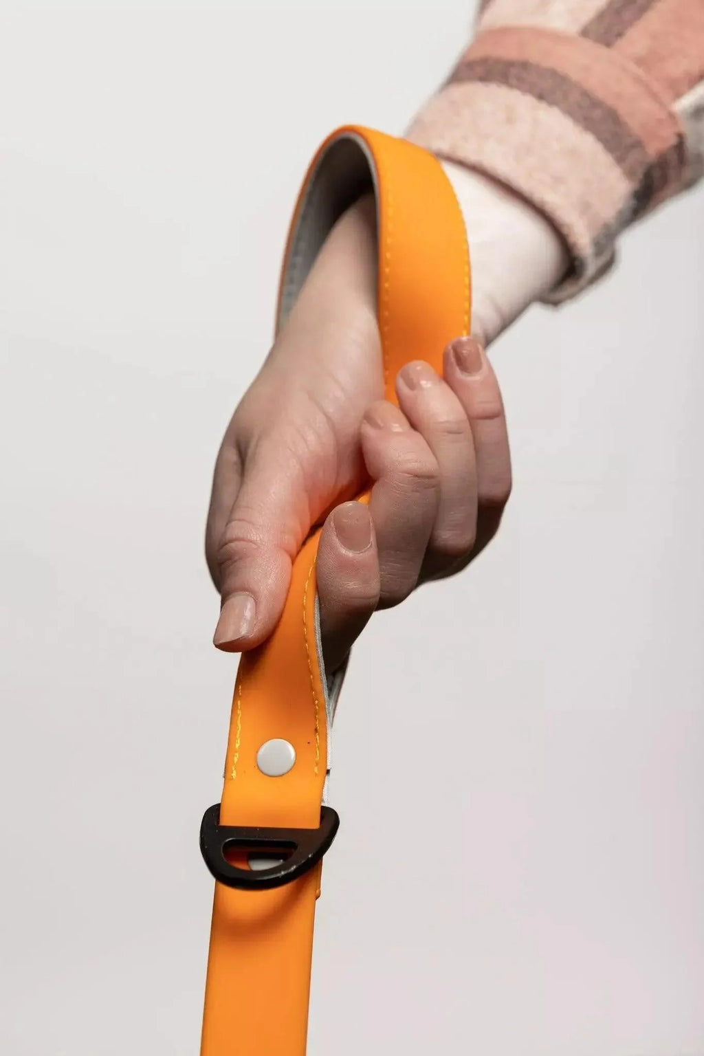 Side view showcasing the durable material of Crimson Glow Dog Leash