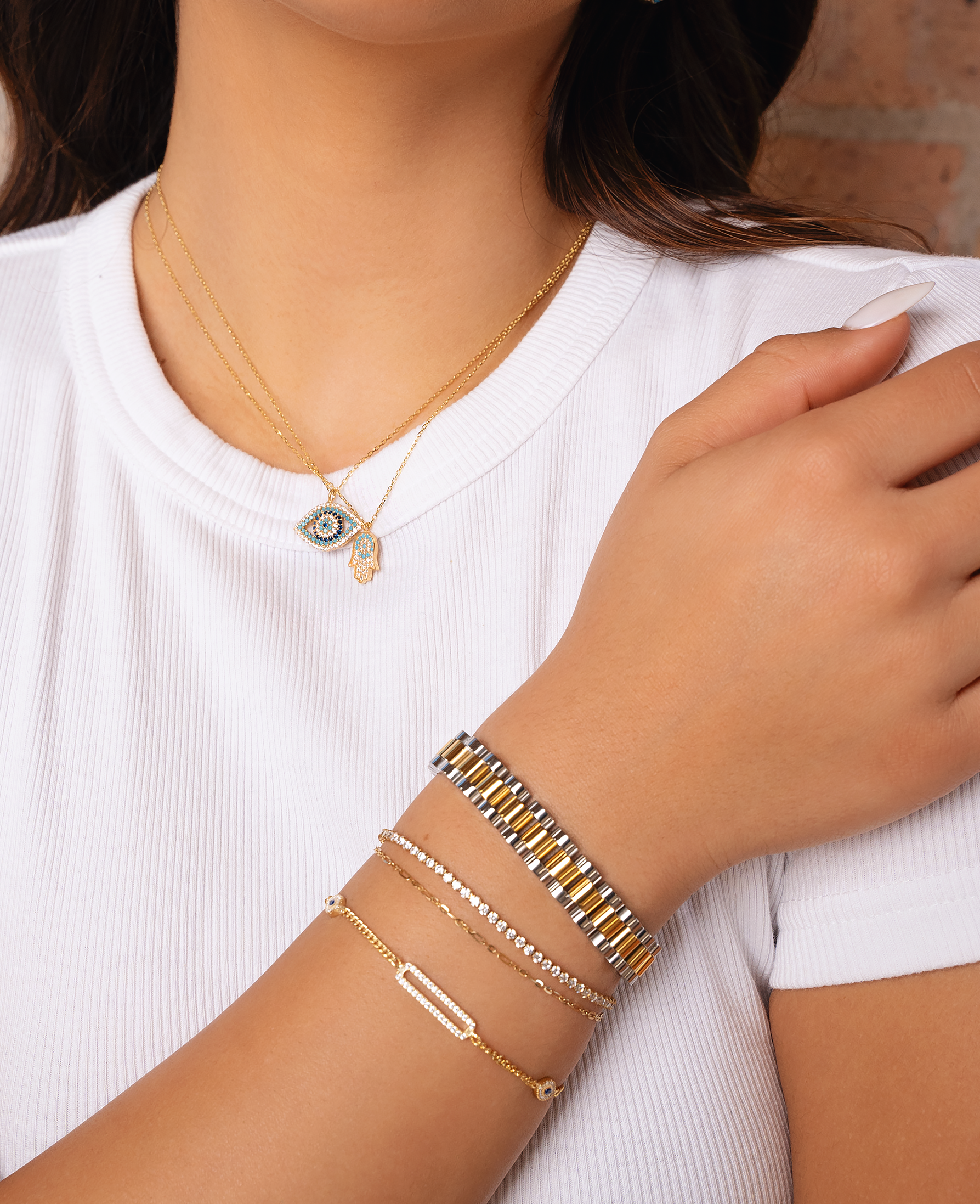 ALESSIA Hamsa Necklace