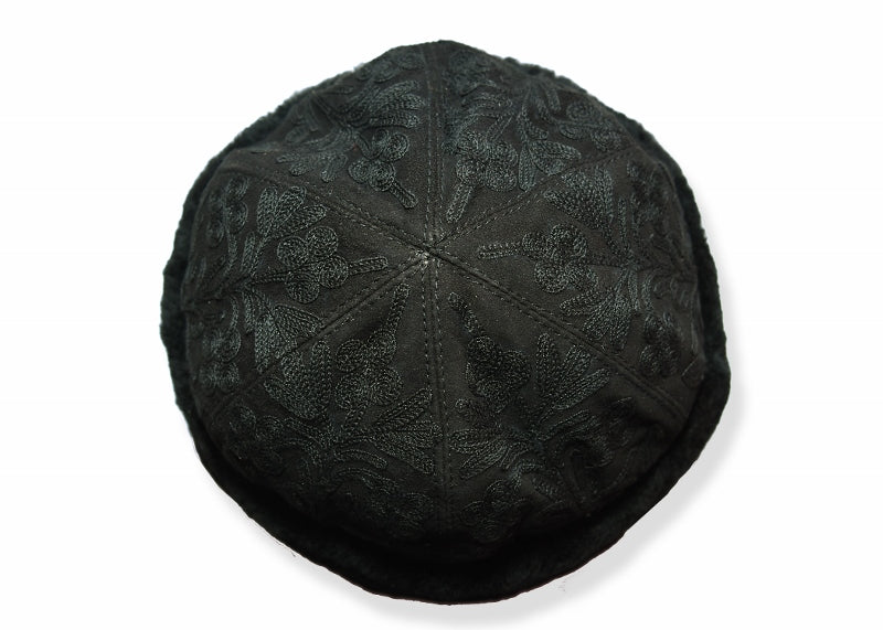 Sustainable black suede hat with unique design by Gobingya