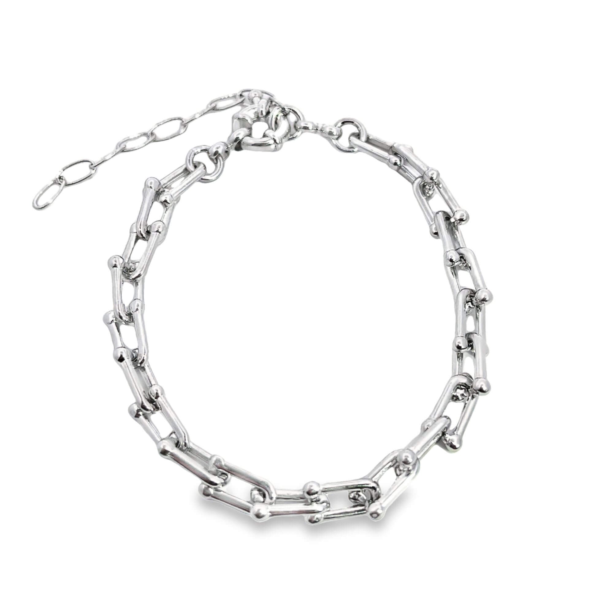 Detailed view of the lobster claw clasp on the 5mm Bead Link Chain Bracelet