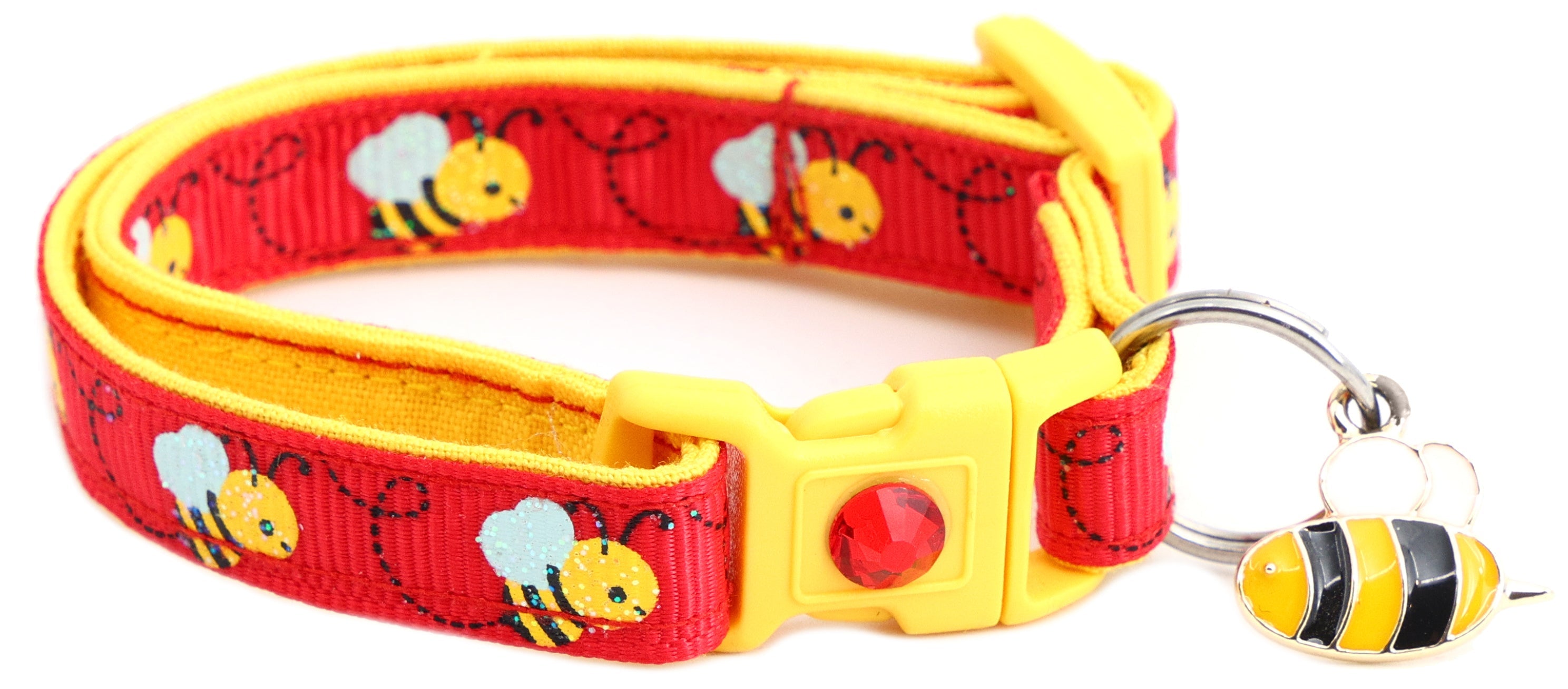 Pugs2Persians Handmade Honey Bees Cat Collar in natural light