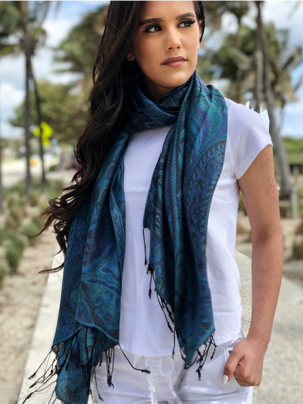 Side view showcasing the intricate design of the Jamawar Pashmina Scarf