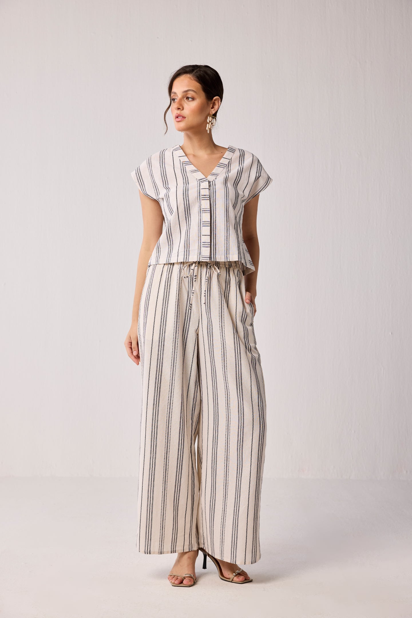 Striped Matching Set with Wide-Leg Pants and V-neck Top