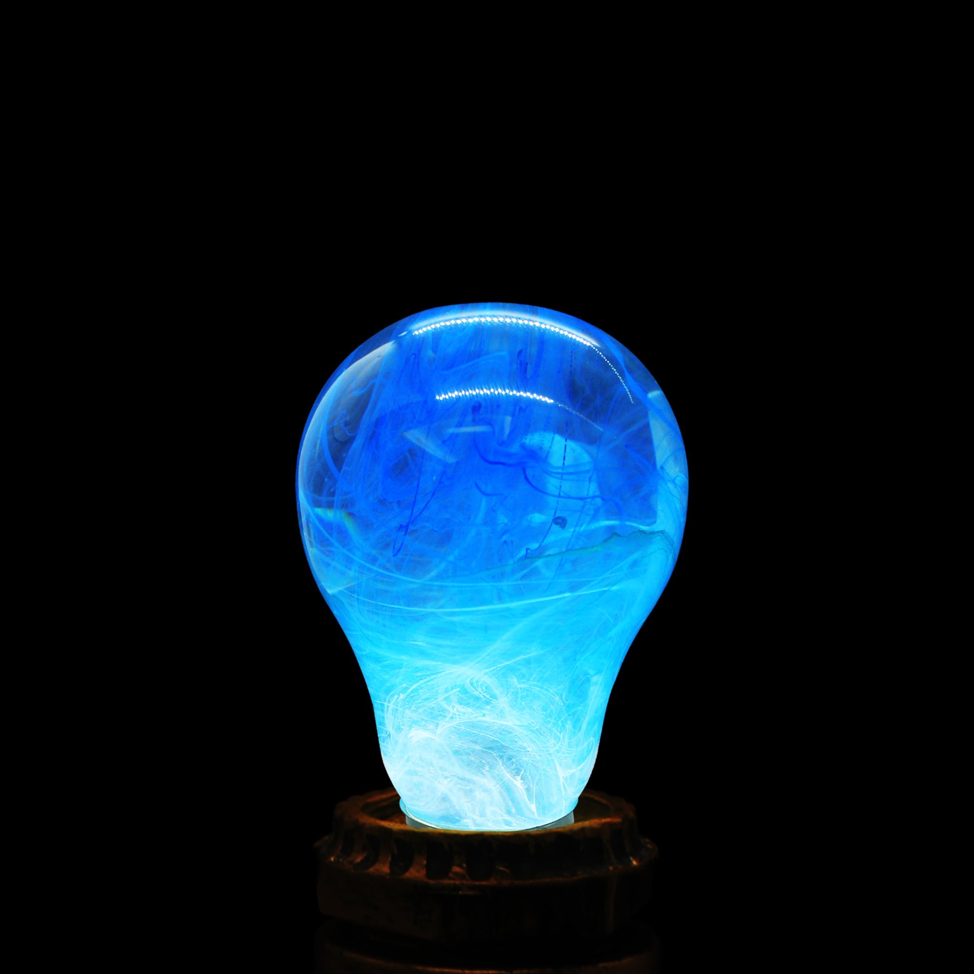 Side view of Eco-Friendly LED Bulb by EP LIGHT highlighting its eco-friendly material