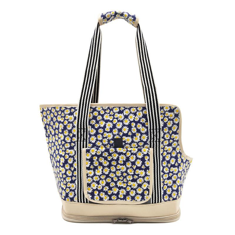 Adjustable shoulder strap detail of the Stylish Pet Travel Shoulder Bag