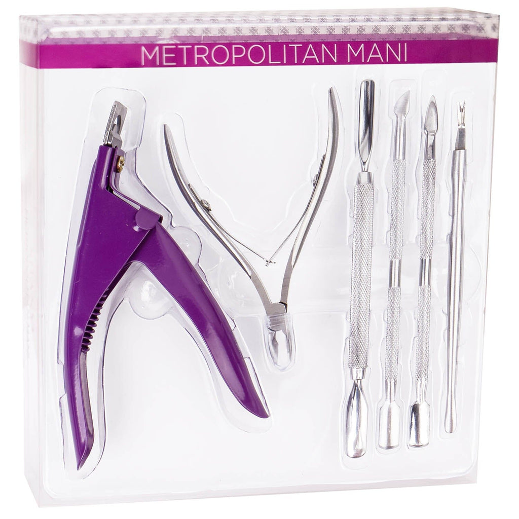 Detailed view of spring-loaded nail edge cutter in the Professional 6-Piece Nail Care Tool Set
