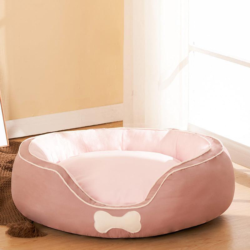 Front view of Luxurious Cozy Pet Sofa Bed by Dog Hugs Cat in elegant design