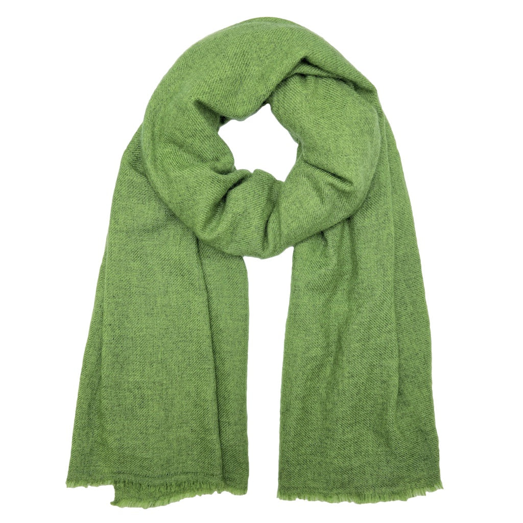 Elegant handloom cashmere scarf in rich emerald color by Pokhara Nepal Artisans