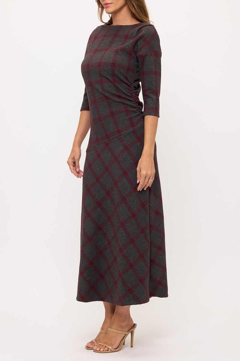 Close-up of the fabric texture of Boat Neck Plaid Maxi Dress by Reneecollection