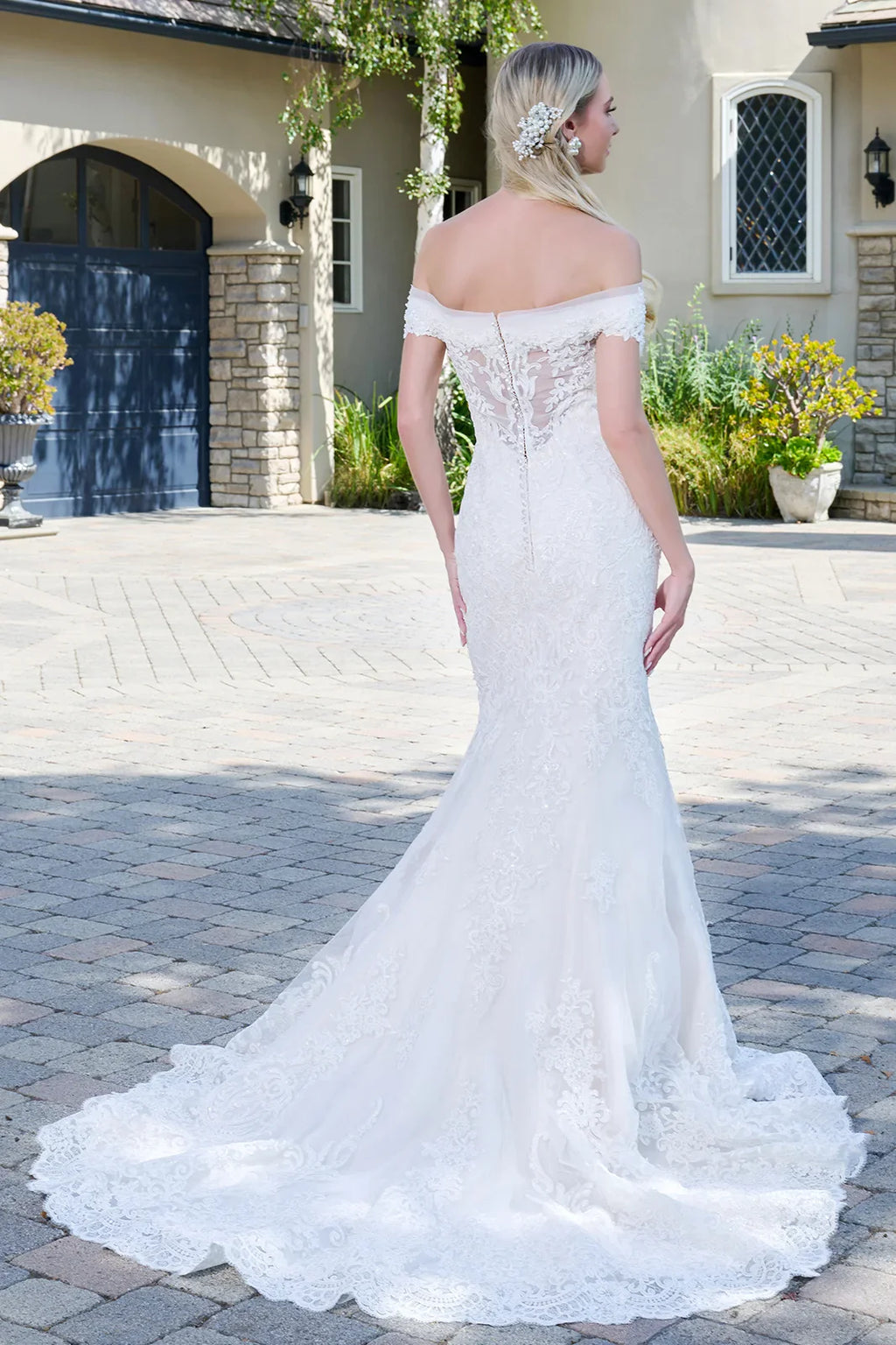 Mermaid Wedding Dress With Off-The-Shoulder Design And Embroidered Mesh