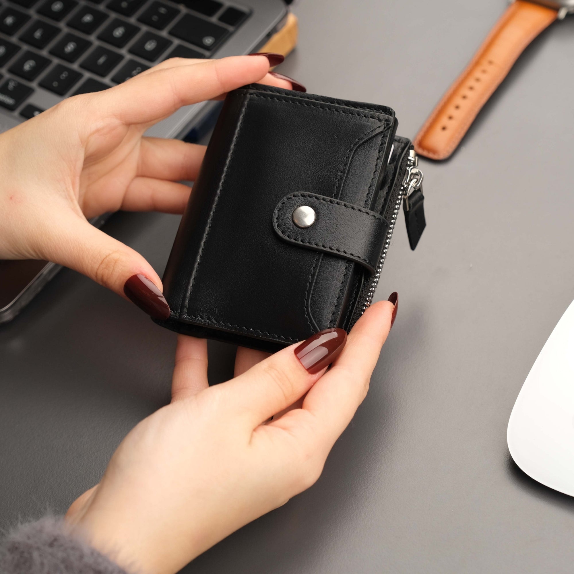 Front view of Glenrock Black Leather Pop-Up Wallet by TORONATA